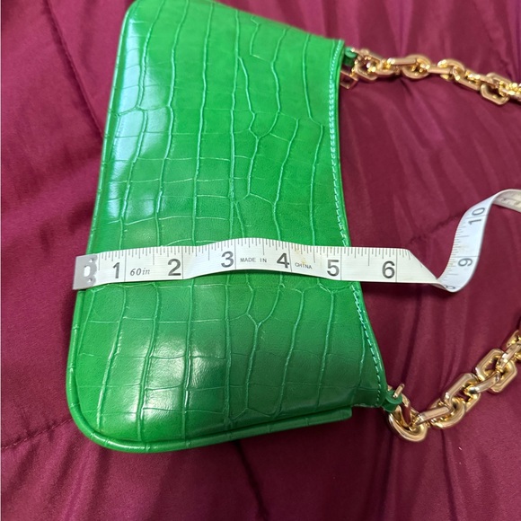 Zara Emerald Croc-Embossed Shoulder Bag with Gold Chain - Picture 6 of 6